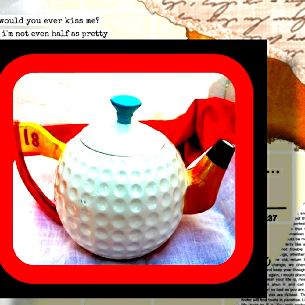 TUSCANY Vintage Golf Theme Small Tea Pot